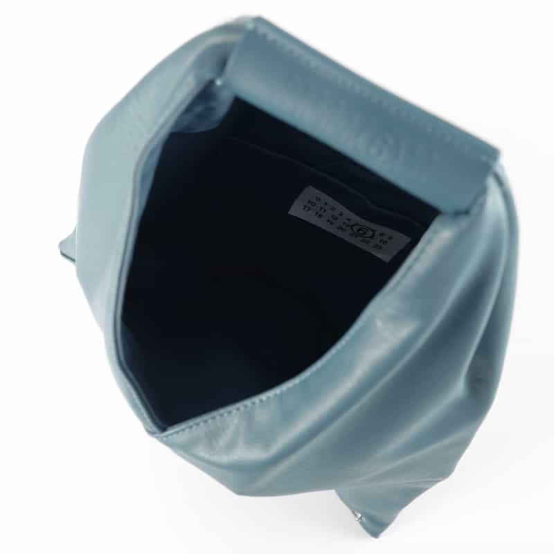 MM6 MAISON MARGIELA MM6 MAISON MARGIELA ＜エムエム6 メゾン マルジェラ＞ レザーハンドバッグ “JAPANESE“ BLUE