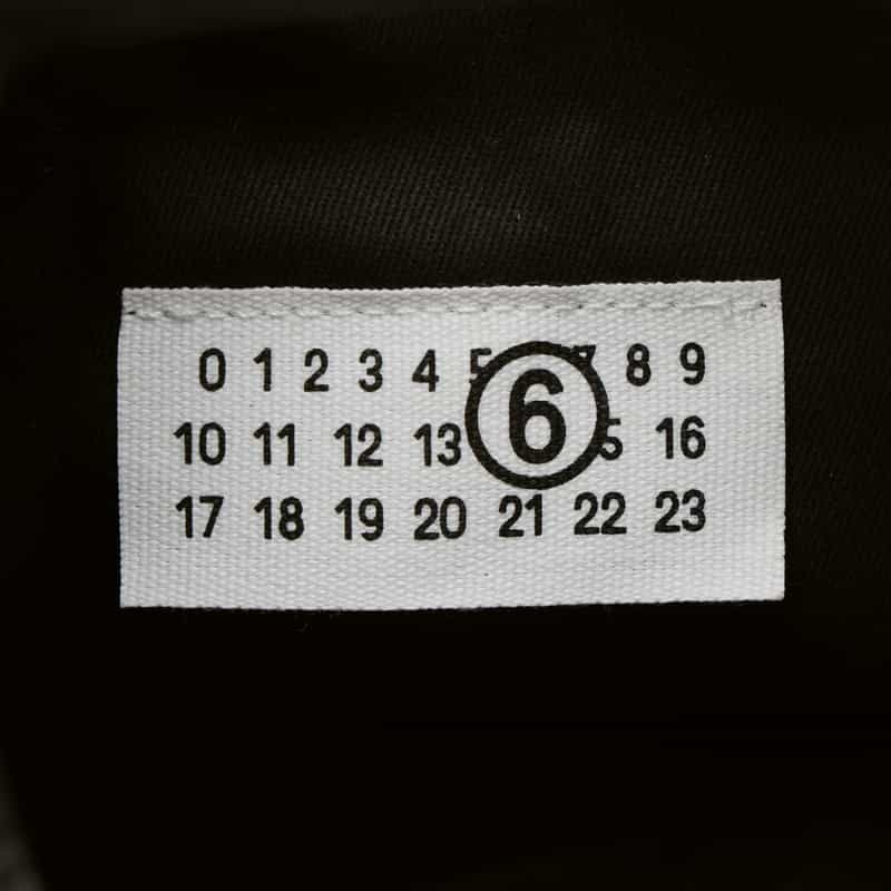 MM6 MAISON MARGIELA MM6 MAISON MARGIELA ＜エムエム6 メゾン マルジェラ＞ レザークロスボディバッグ “JAPANESE“ BLACK