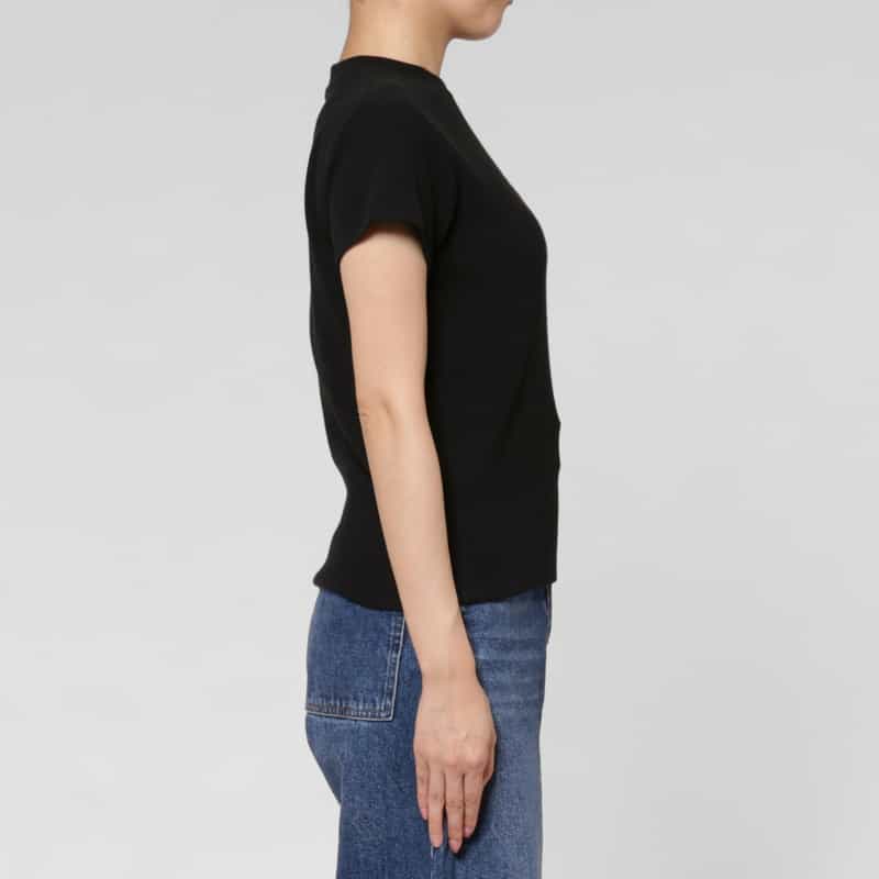 MM6 MAISON MARGIELA MM6 MAISON MARGIELA ＜エムエム6 メゾン マルジェラ＞ ロゴプリント リブTシャツ BLACK