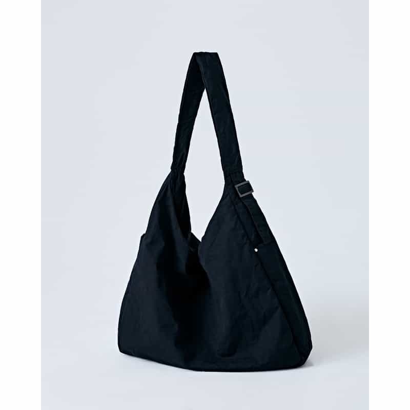 SSSTEIN SSSTEIN＜シュタイン＞ バーニーズ　ニューヨーク限定ナイロンショルダーバッグ BLACK