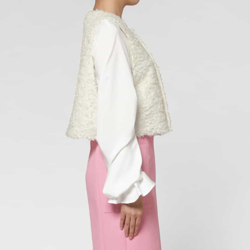 BARNEYS NEW YORK ウォッシャブル プードルライクファー ショートジレ IVORY