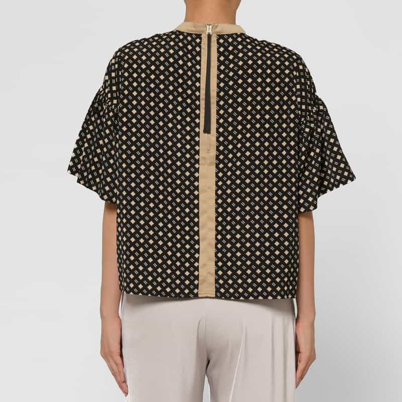 BARNEYS NEW YORK ウォッシャブル 小紋柄プリント フレアスリーブバイカラーブラウス BLACK