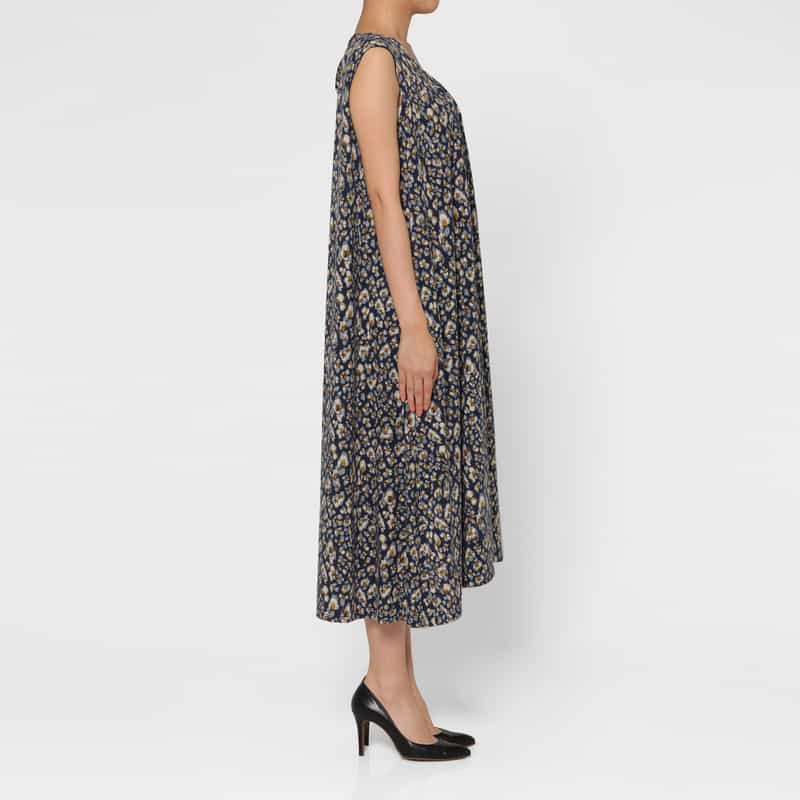 BARNEYS NEW YORK ウォッシャブル コットン素材プリントドレス NAVY