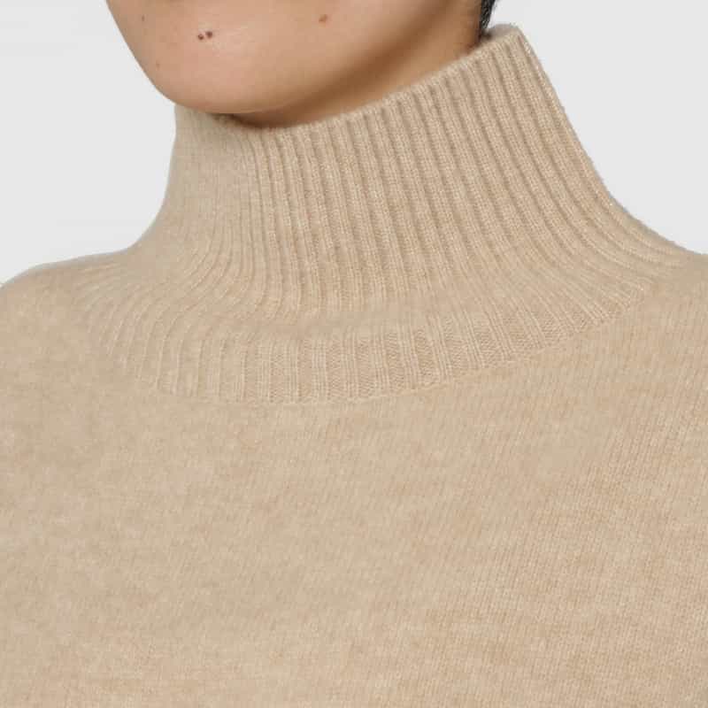 BARNEYS NEW YORK ハイネック カシミヤニットプルオーバー（ロロ・ピアーナ社製カシミヤ使用） LT BEIGE