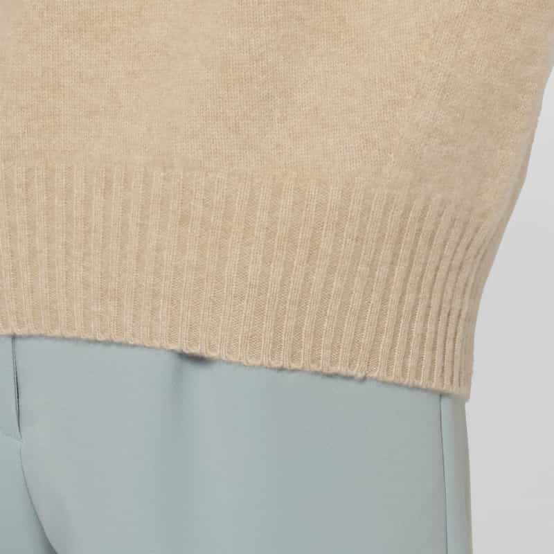 BARNEYS NEW YORK ハイネック カシミヤニットプルオーバー（ロロ・ピアーナ社製カシミヤ使用） LT BEIGE