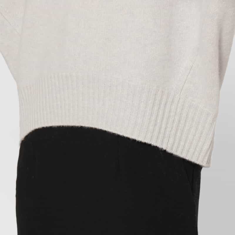 BARNEYS NEW YORK Vネック カシミヤニットプルオーバー（ロロ・ピアーナ社製カシミヤ使用） LIGHT GRAY