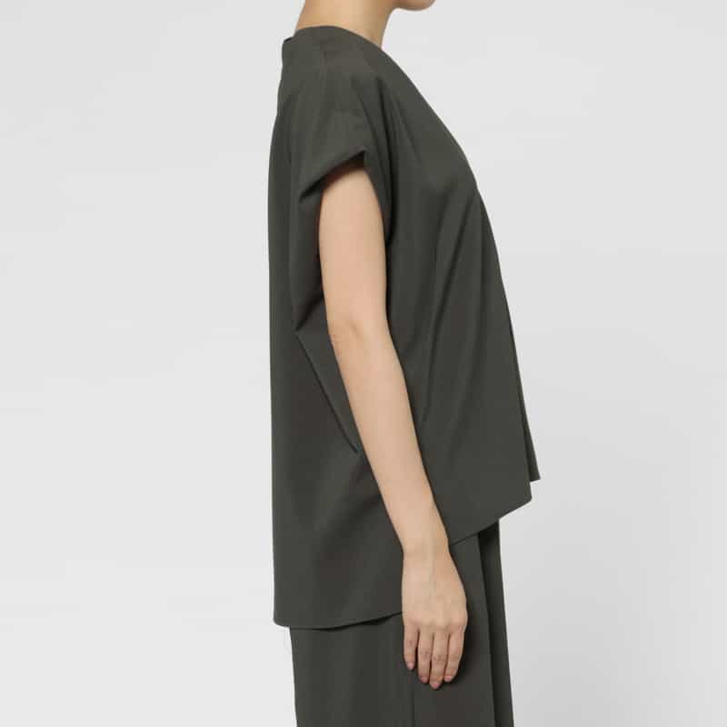 BARNEYS NEW YORK セットアップ メランジトロピカル素材 Vネックブラウス GRAY