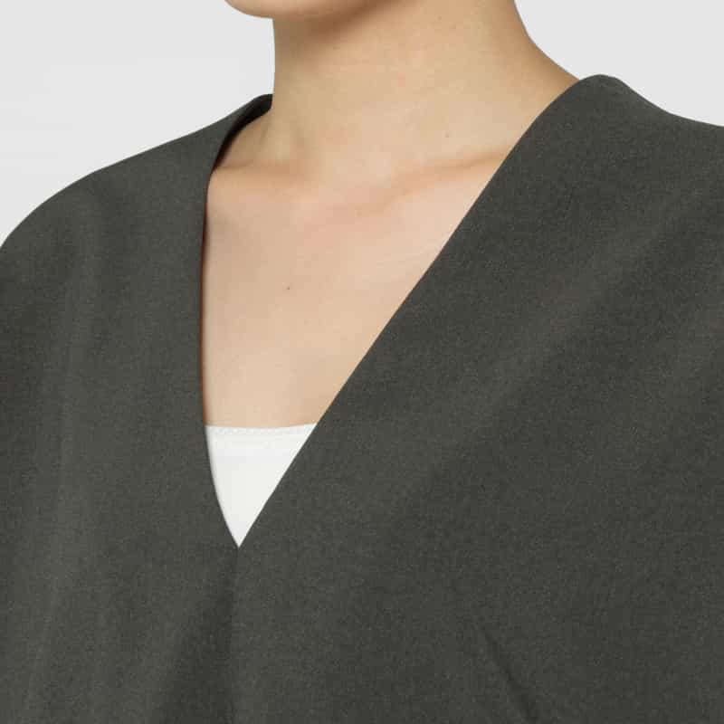 BARNEYS NEW YORK セットアップ メランジトロピカル素材 Vネックブラウス GRAY