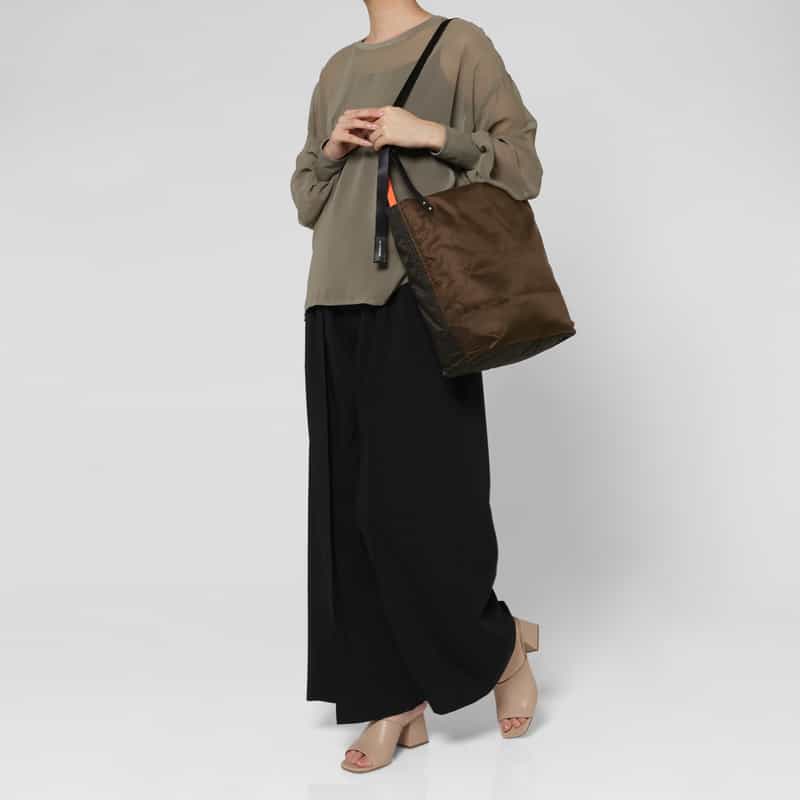 LA TESORINA LA TESORINA ＜ラ　デゾリーナ＞ トートバッグ BROWN