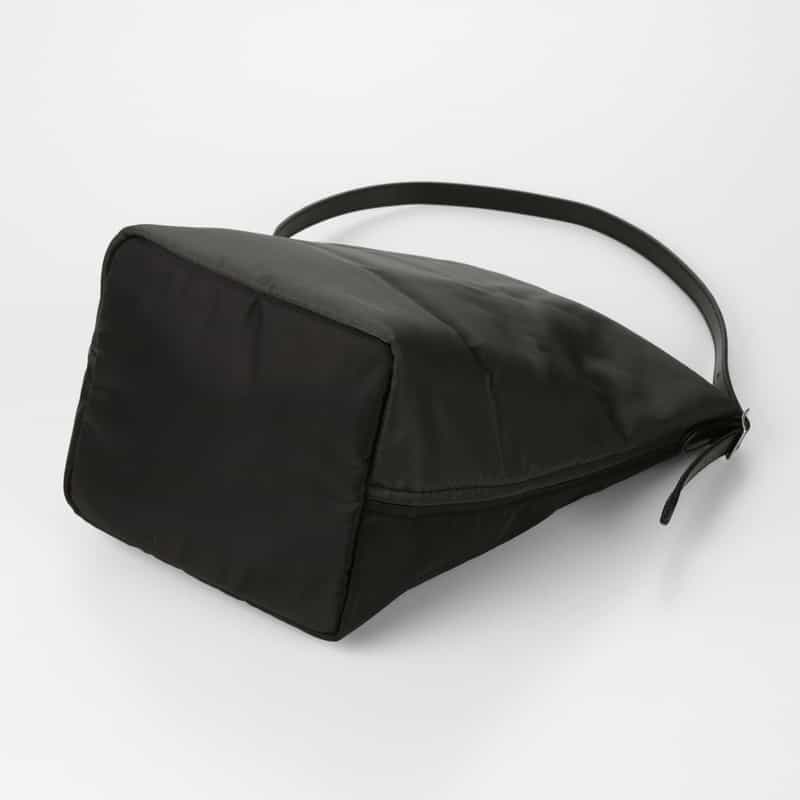 LA TESORINA LA TESORINA ＜ラ　デゾリーナ＞ バーニーズ　ニューヨーク限定ワンハンドルバッグ BLACK
