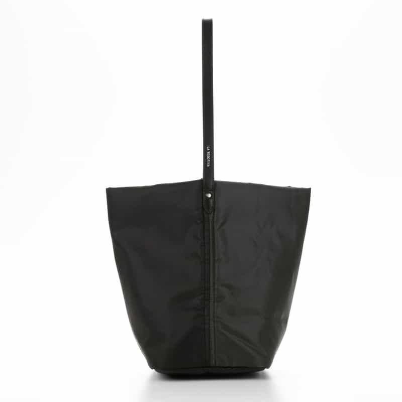 LA TESORINA LA TESORINA ＜ラ　デゾリーナ＞ バーニーズ　ニューヨーク限定ワンハンドルバッグ BLACK