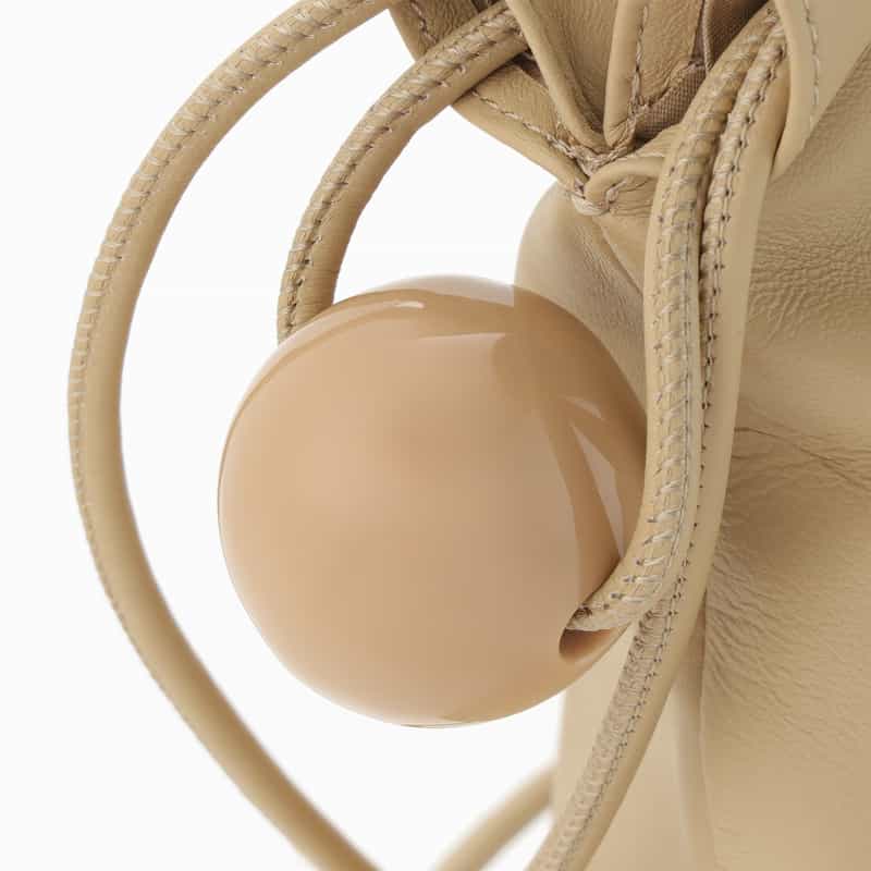 BUCKET BAGGAGE BUCKET BAGGAGE ＜バケット バゲージ＞ ショルダーバッグ BEIGE