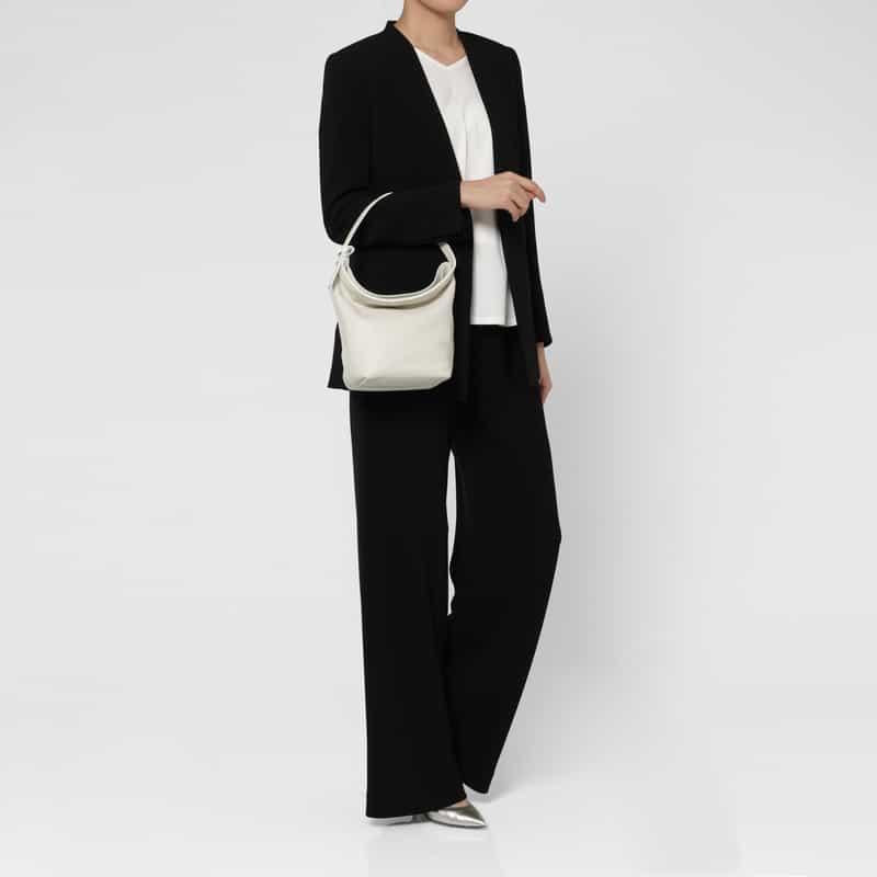 BUCKET BAGGAGE BUCKET BAGGAGE ＜バケット バゲージ＞ ワンハンドルミニバッグ WHITE