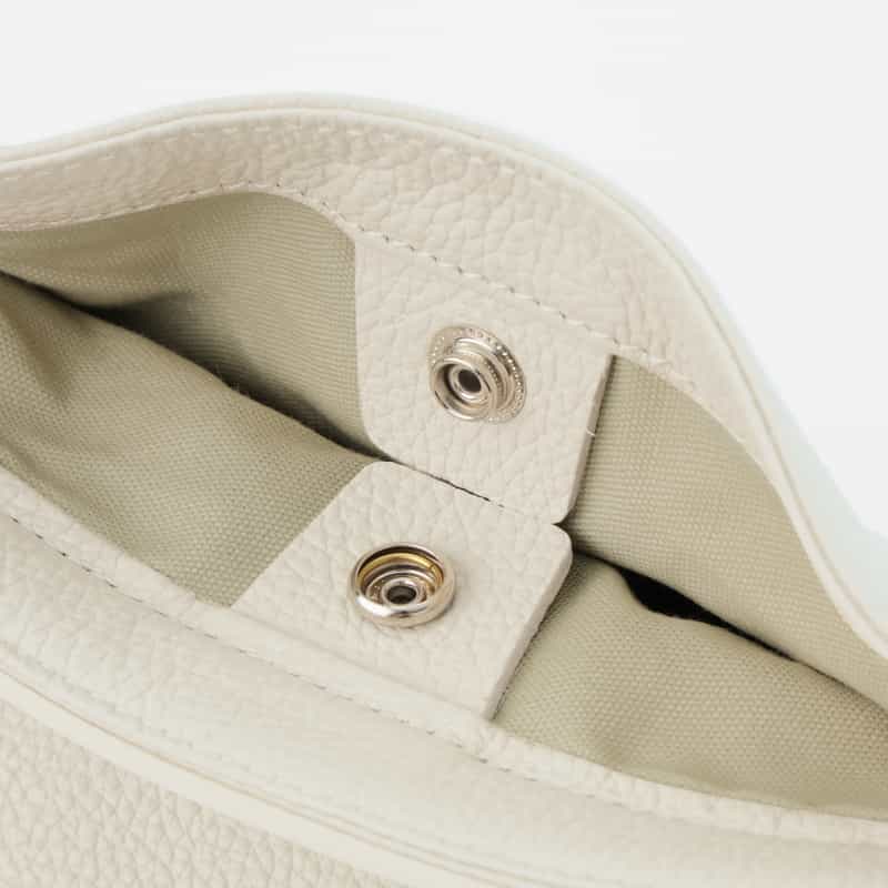 BUCKET BAGGAGE BUCKET BAGGAGE ＜バケット バゲージ＞ ワンハンドルミニバッグ WHITE