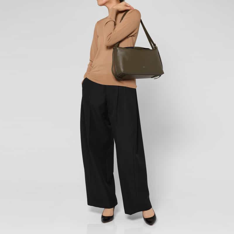 SARTU SARTU ＜サルトゥ＞ ショルダーバッグ “UYE“ KHAKI