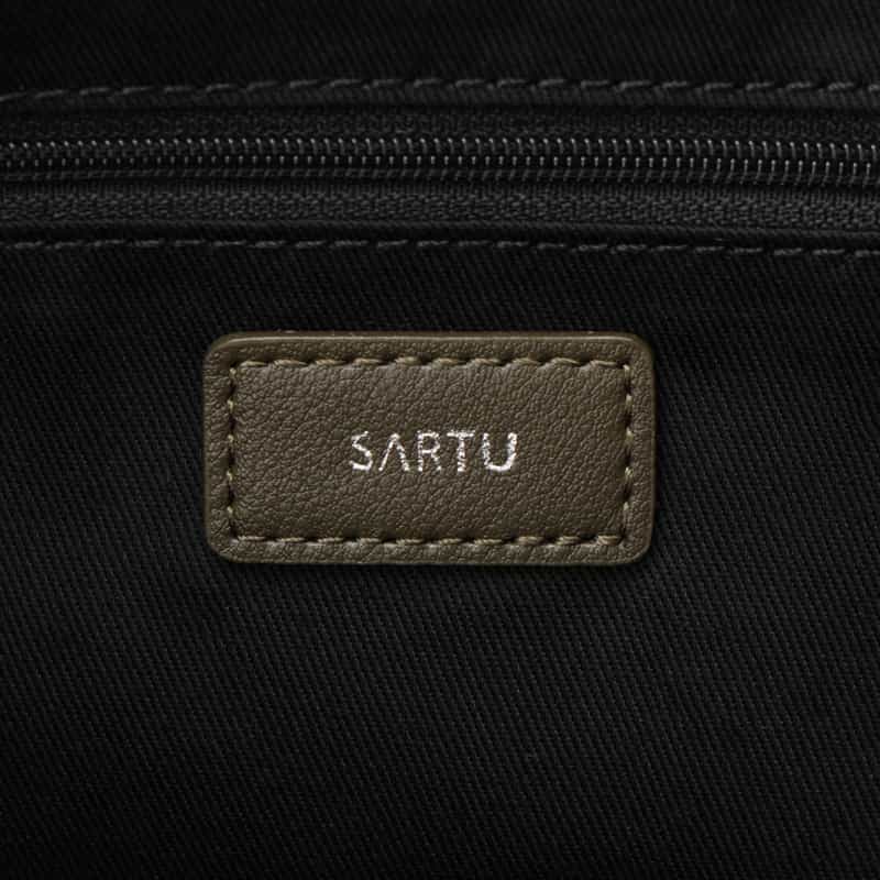 SARTU SARTU ＜サルトゥ＞ ショルダーバッグ “UYE“ KHAKI