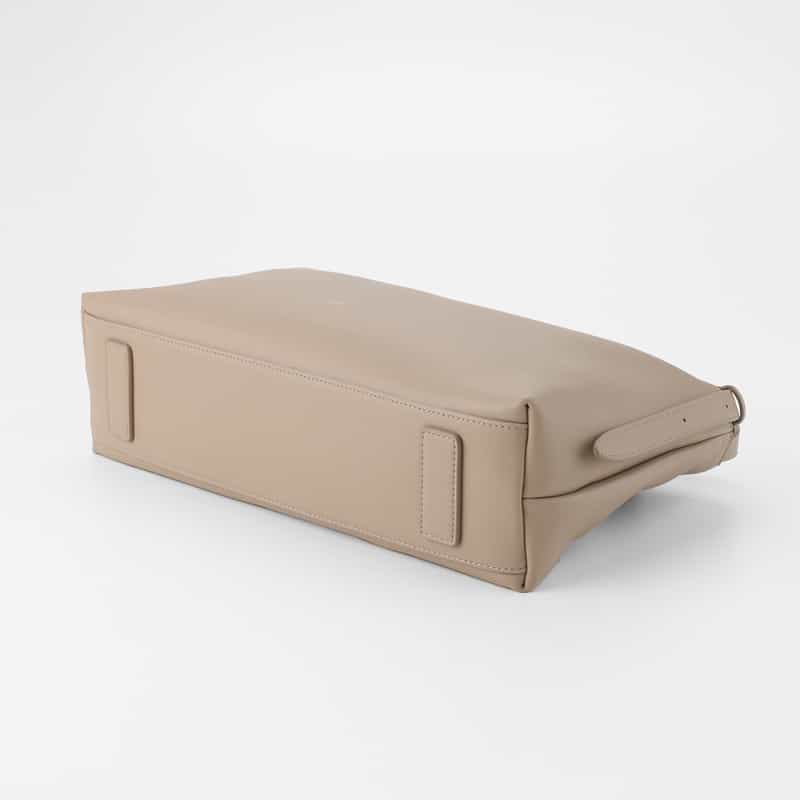 SARTU SARTU ＜サルトゥ＞ バーニーズ　ニューヨーク限定ショルダーバッグ “UYE“ TAUPE