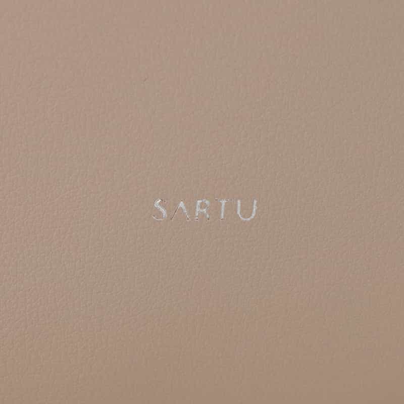 SARTU SARTU ＜サルトゥ＞ バーニーズ　ニューヨーク限定ショルダーバッグ “UYE“ TAUPE