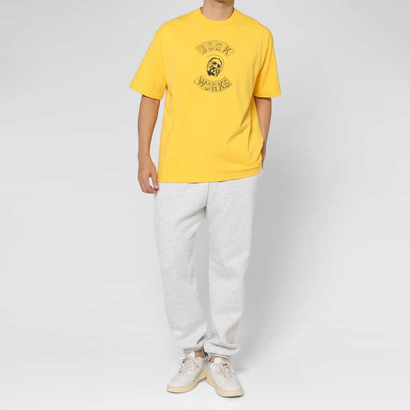 BOOK WORKS BOOK WORKS＜ブックワークス＞ グラフィックTシャツ YELLOW