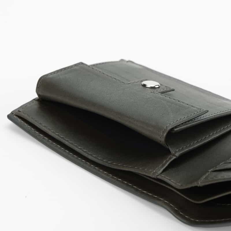BARNEYS NEW YORK バケッタレザー2つ折りウォレット GRAY