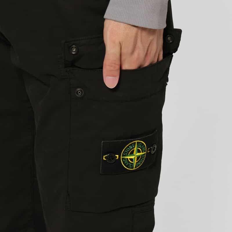 STONE ISLAND STONE ISLAND ＜ストーン アイランド＞ イージーカーゴパンツ BLACK
