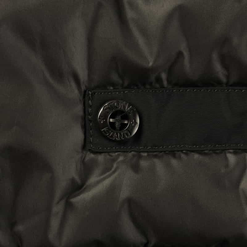 STONE ISLAND STONE ISLAND ＜ストーン アイランド＞ ショートパーカー BLACK