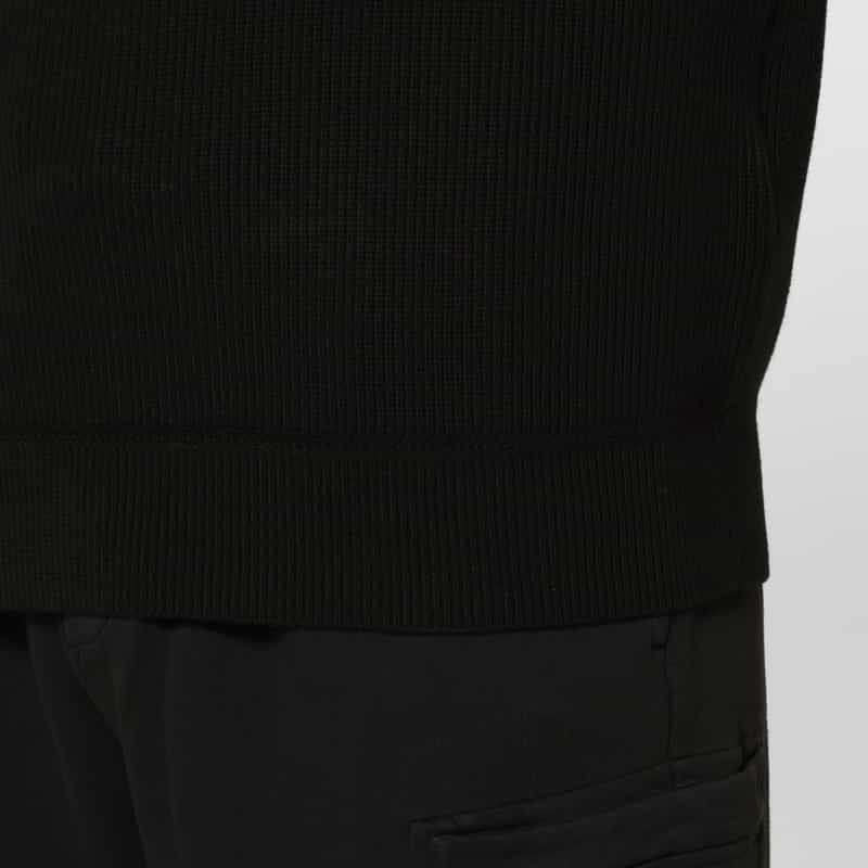 STONE ISLAND STONE ISLAND ＜ストーン アイランド＞ クルーネックニットプルオーバー BLACK