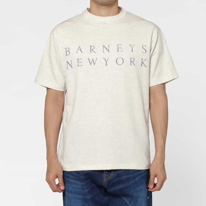 BARNEYS NEW YORK ロゴプリント入りTシャツ WHITE