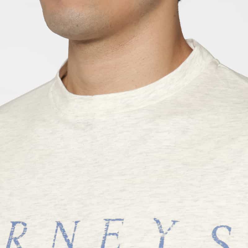 BARNEYS NEW YORK ロゴプリント入りTシャツ WHITE