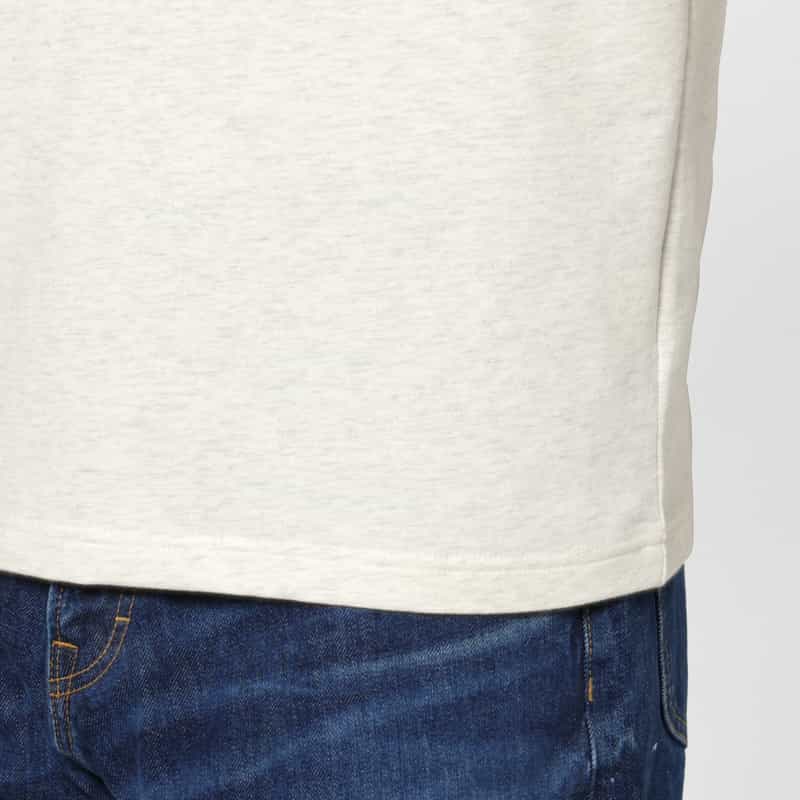 BARNEYS NEW YORK ロゴプリント入りTシャツ WHITE