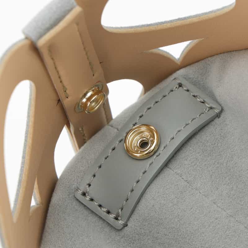 MARY AL TERNA MARYALTERNA ＜メアリオルターナ＞ バーニーズ　ニューヨーク限定ミニハンドバッグ “MAZE“ LIGHT GRAY