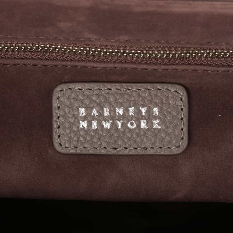 BARNEYS NEW YORK フロントジップ付きレザートートバッグ GRAY