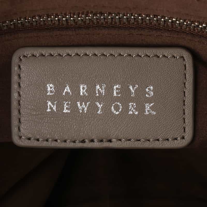 BARNEYS NEW YORK キルトレザー ショルダーバッグ BEIGE