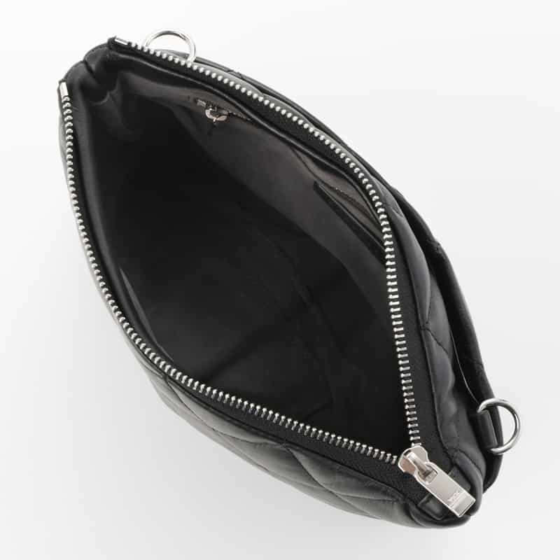 BARNEYS NEW YORK キルトレザー ショルダーバッグ BLACK