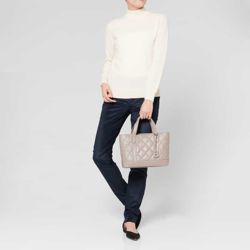 BARNEYS NEW YORK キルトレザー ミニトートバッグ BEIGE