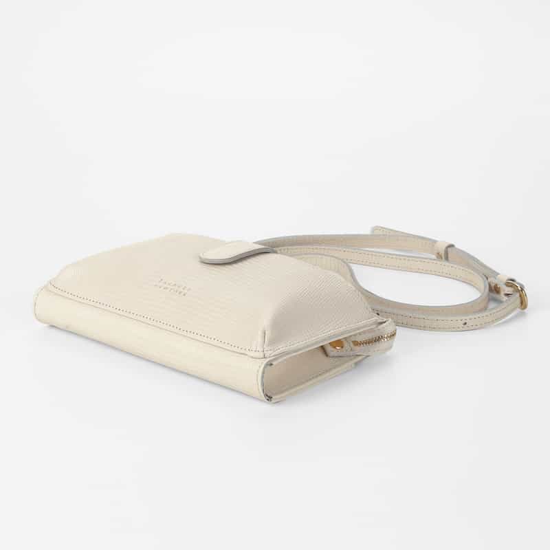 BARNEYS NEW YORK リザード型押しレザー フォーンバッグ OFF WHITE