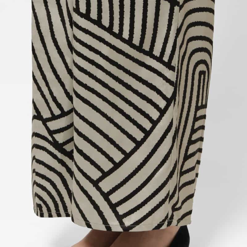 BARNEYS NEW YORK ウォッシャブル グラフィックプリント イージーワイドパンツ BEIGE