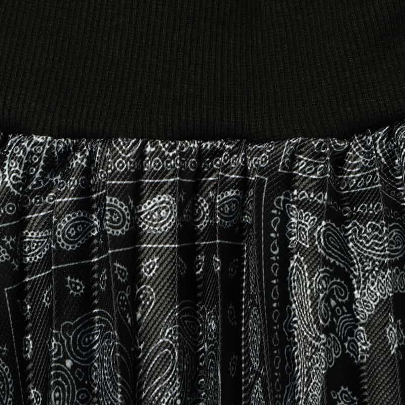 BARNEYS NEW YORK ペイズリー柄プリント アコーディオンプリーツスカート BLACK
