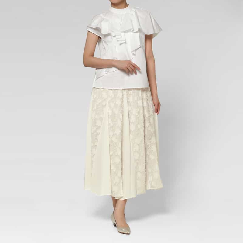 BARNEYS NEW YORK ウォッシャブル ランダムチュール素材パネル切替ロングフレアスカート OFF WHITE