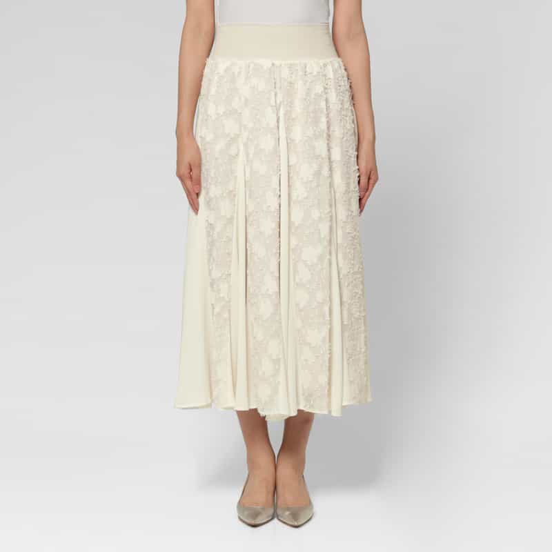 BARNEYS NEW YORK ウォッシャブル ランダムチュール素材パネル切替ロングフレアスカート OFF WHITE