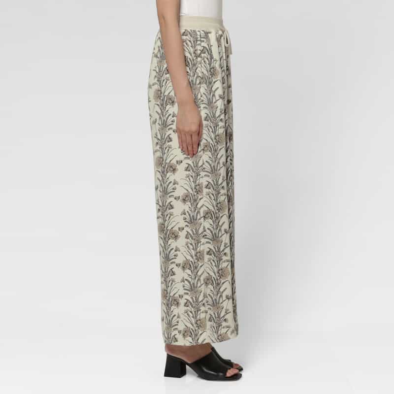 BARNEYS NEW YORK ウォッシャブル ボタニカル柄ワイドパンツ OFF WHITE