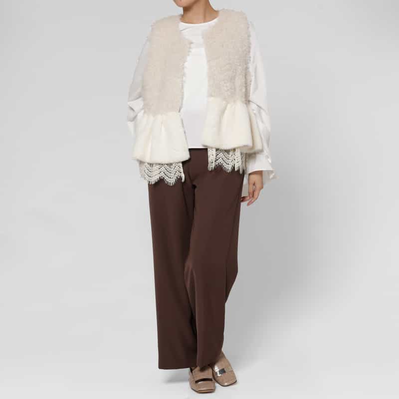 BARNEYS NEW YORK エコファーWヘムデザイン 2WAYショートベスト OFF WHITE