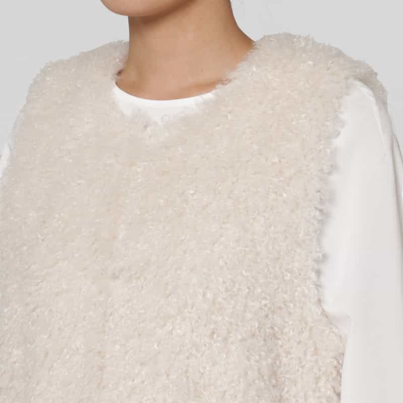 BARNEYS NEW YORK エコファーWヘムデザイン 2WAYショートベスト OFF WHITE