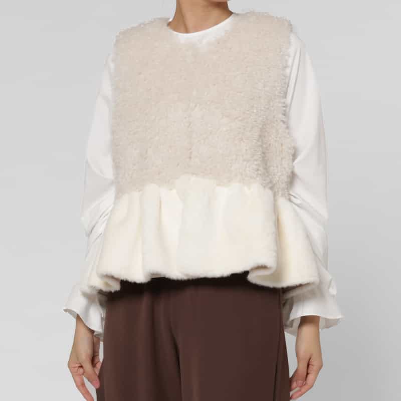 BARNEYS NEW YORK エコファーWヘムデザイン 2WAYショートベスト OFF WHITE