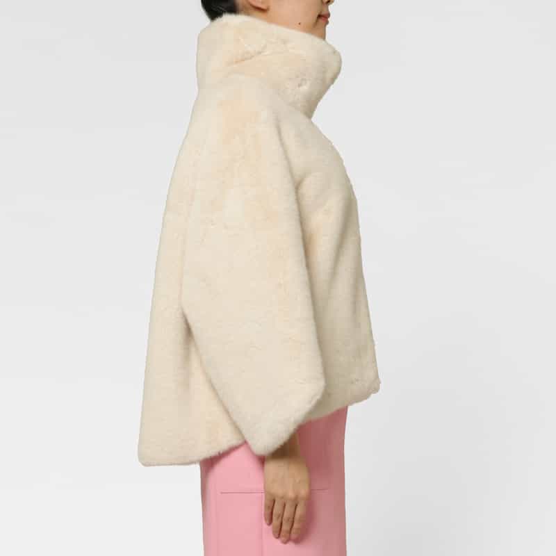 BARNEYS NEW YORK フェイクファー ジップアップショートブルゾン IVORY