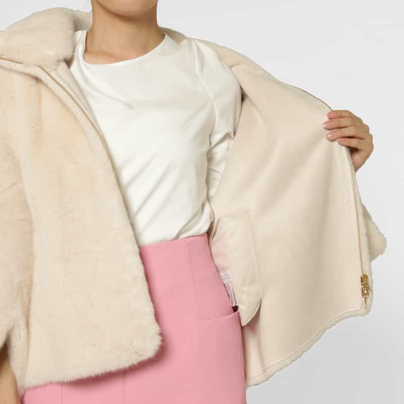 BARNEYS NEW YORK フェイクファー ジップアップショートブルゾン IVORY