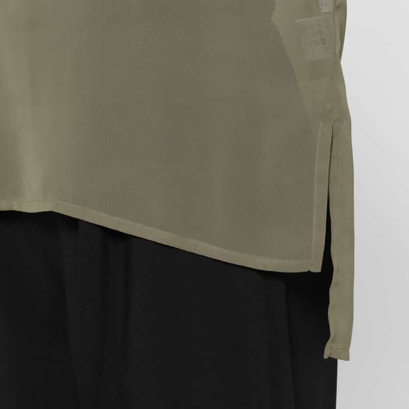 BARNEYS NEW YORK ウォッシャブル シフォンジョーゼット素材シアーブラウス KHAKI
