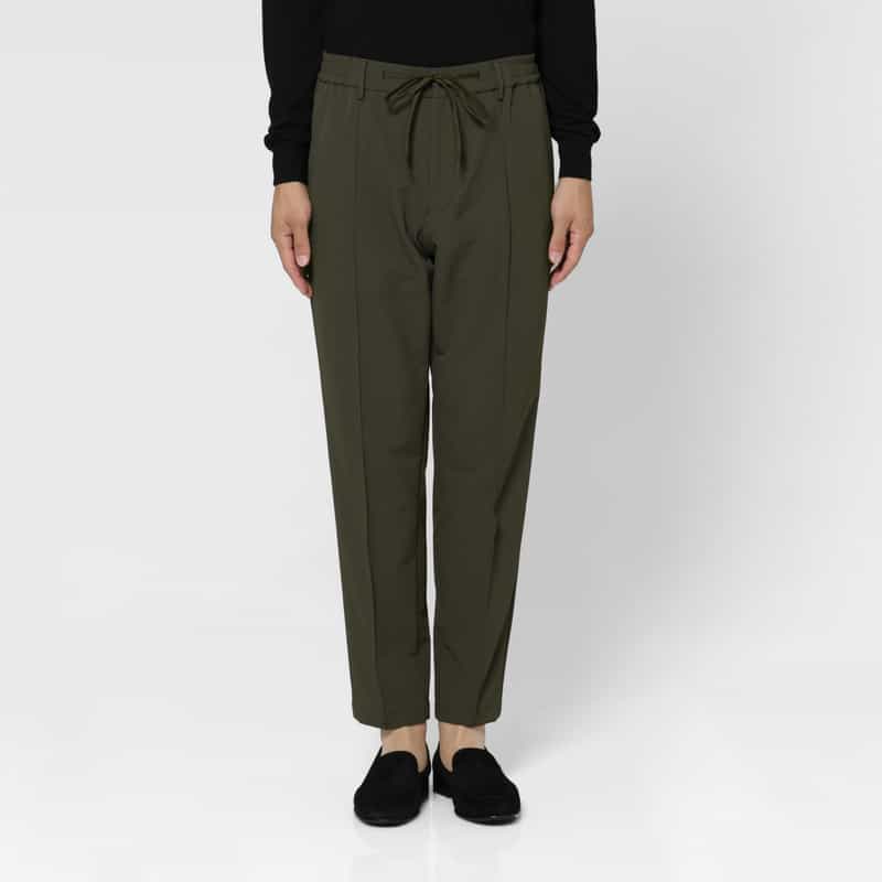 BARNEYS NEW YORK セットアップ ナイロンストレッチジャージーパンツ（LANITEX社製生地使用） KHAKI