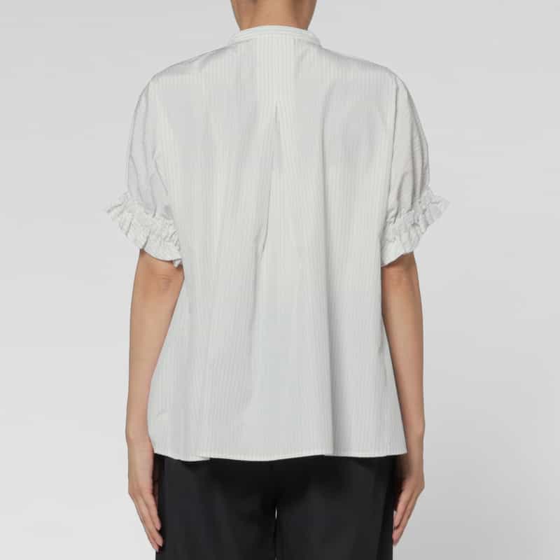 BARNEYS NEW YORK ウォッシャブル ストライプ柄ギャザースリーブ ハイネックブラウス WHITE