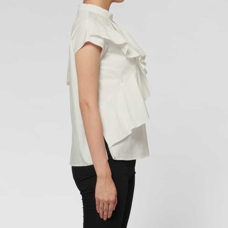 BARNEYS NEW YORK ラッフルデザイン ハイネックブラウス WHITE